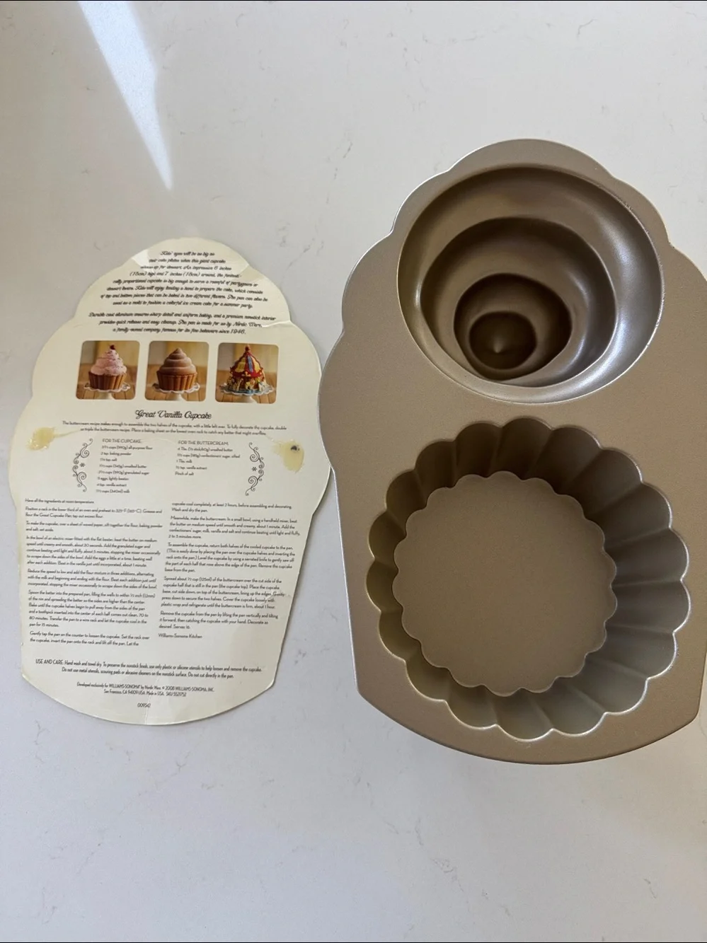 Williams Sonoma Cupcake Pan Decorative Mold NWT 🧁